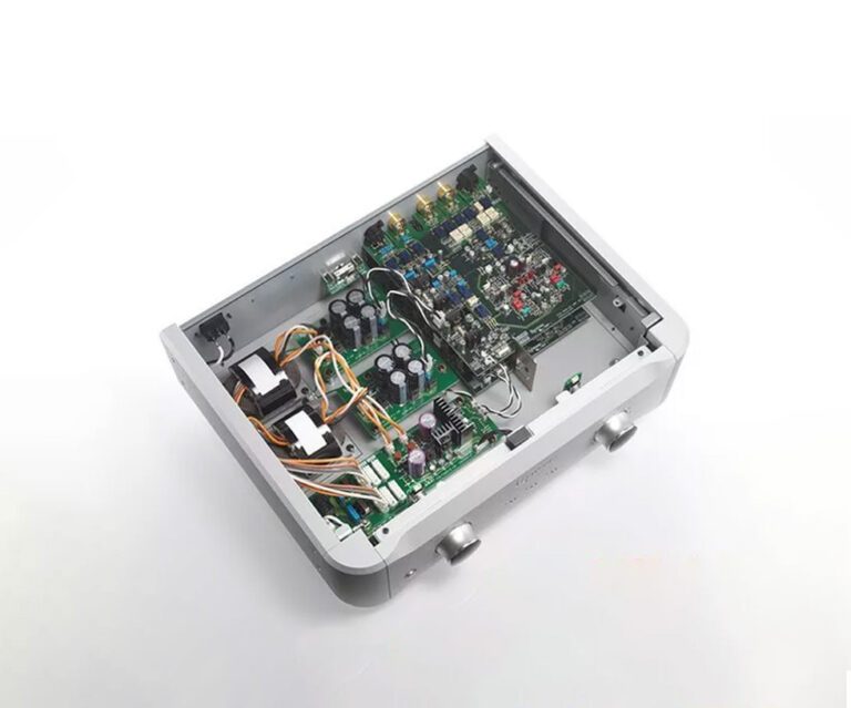Esoteric E-02 ouvert
