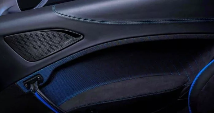 Maserati_MC20_detail9_intro