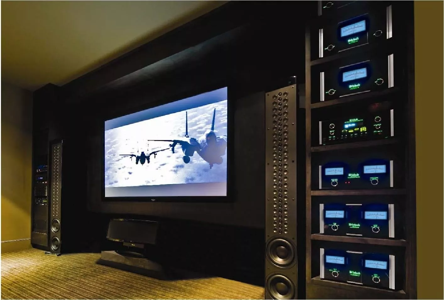 home cinema haut de gamme Mcintosh