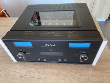 McIntosh C2700 Préamplificateur (VENDU)