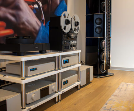 composition hifi haut de gamme bergmann mcintosh karan apl auditorium 2