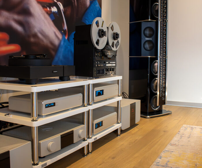 composition hifi haut de gamme bergmann mcintosh karan apl auditorium 2