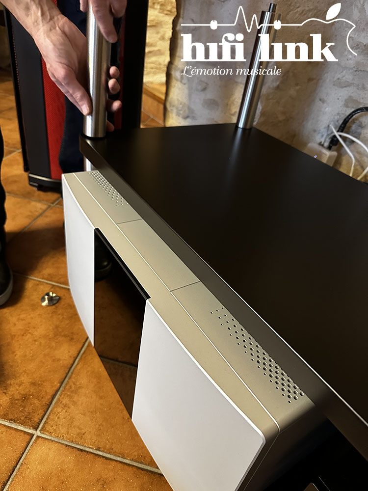 installation de la semaine isere karan wilson benesch apl ds audio (6)