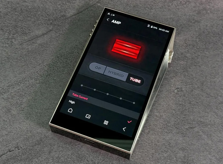 sp3000t triple amplification - pur tubes, pur transistors, et hybride.