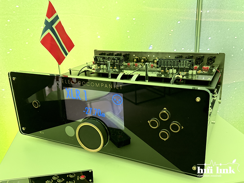 nouveau pre ampli electocompaniet munich 2025