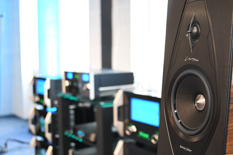 mariage Mcintosh et Sonus Faber Lilium
