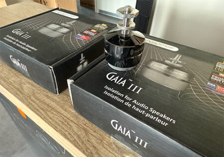 IsoAcoustics Gaia III (VENDU)