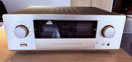 Accuphase E-408