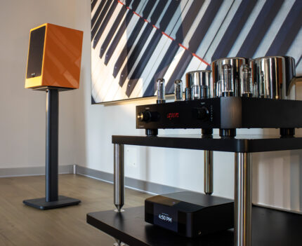hifi davis acoustics bluesound et ayon